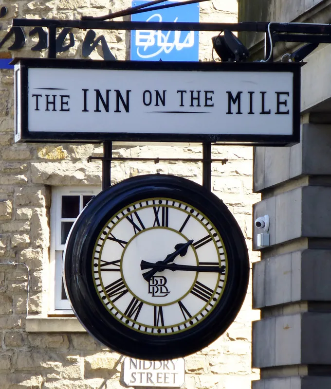 Double Sided Outdoor Clocks - Image 3